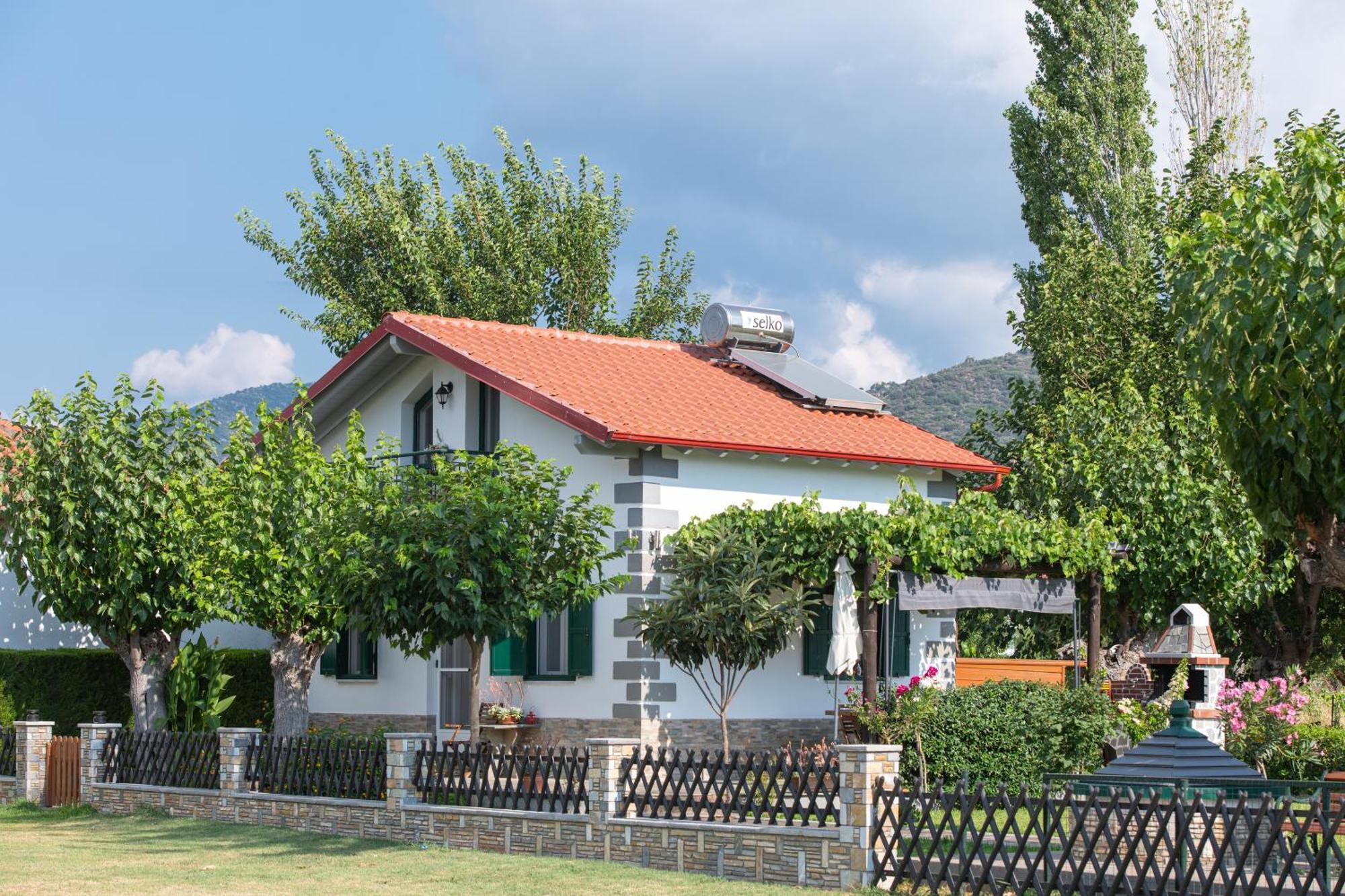 Pratsas House